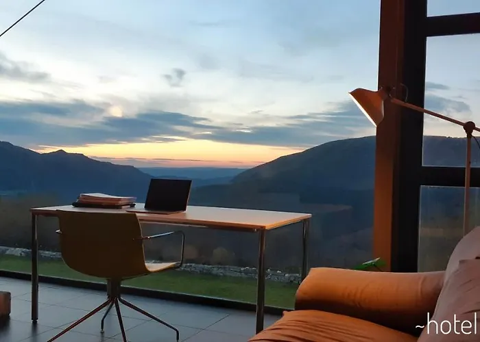 Ξενοδοχείο Hotel Piornedo 2*